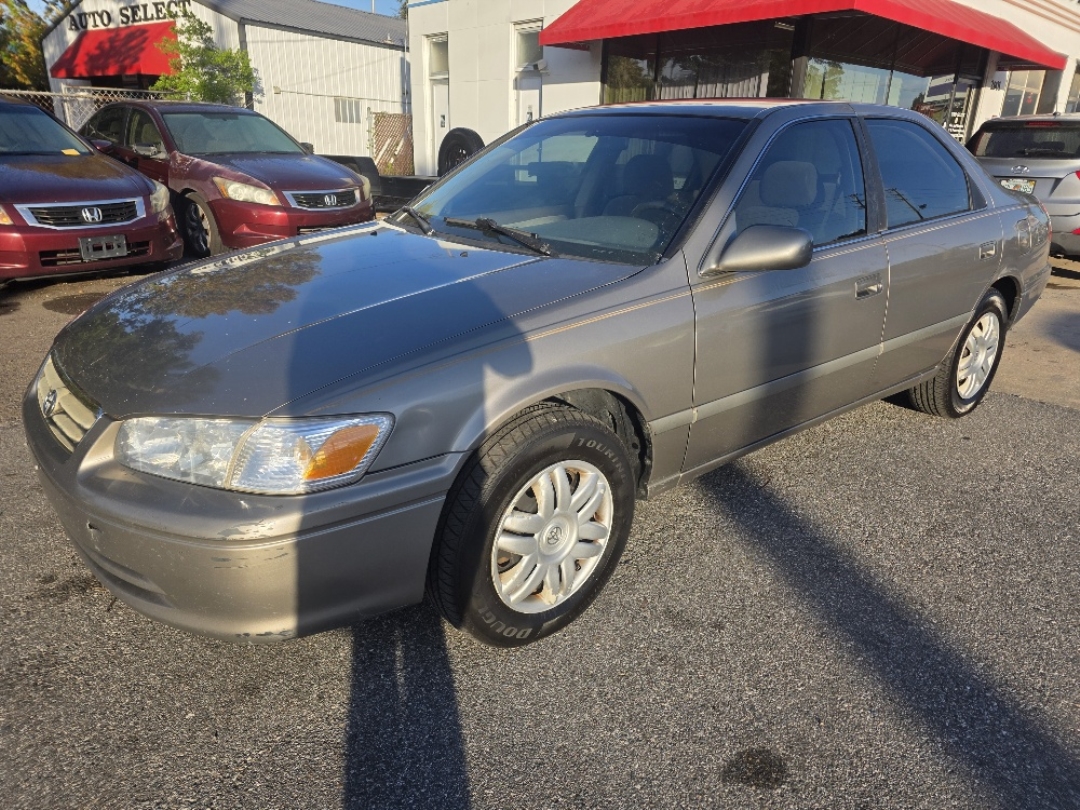 2001 Toyota Camry LE