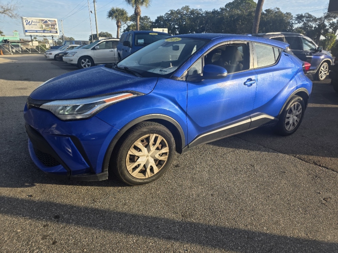 2020 Toyota C-HR LE