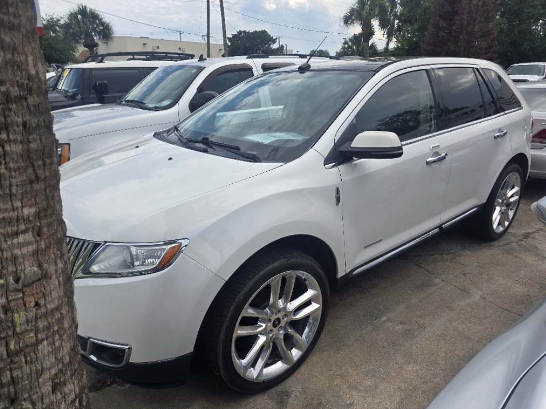 2013 Lincoln MKX Base